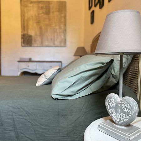 شقة Chambre Familiale Avec Terrasse Aux Portes Du Verdon تريجانس المظهر الخارجي الصورة